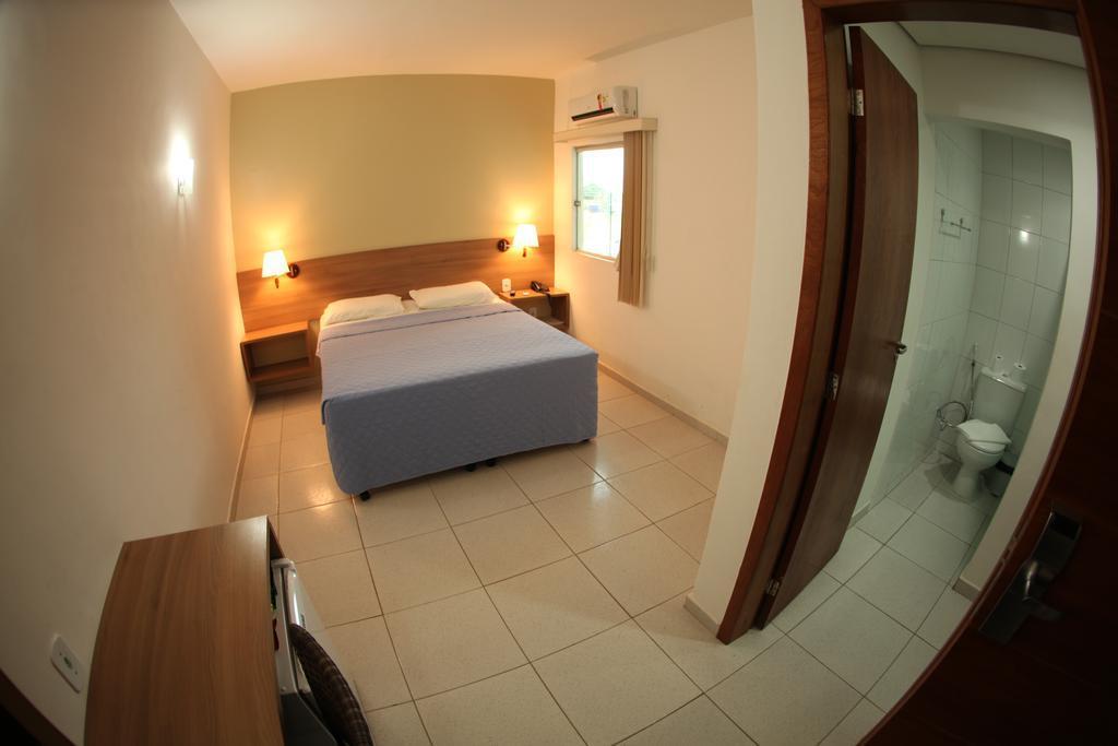 Larison Economy Hotel Pôrto Velho Екстериор снимка