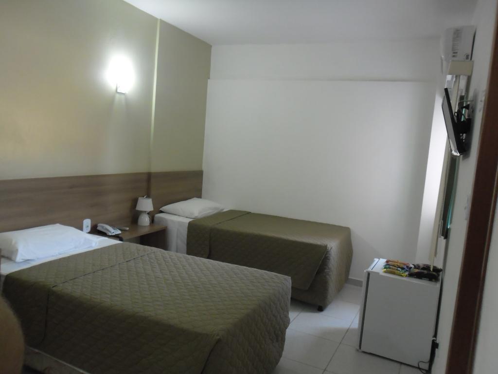 Larison Economy Hotel Pôrto Velho Екстериор снимка