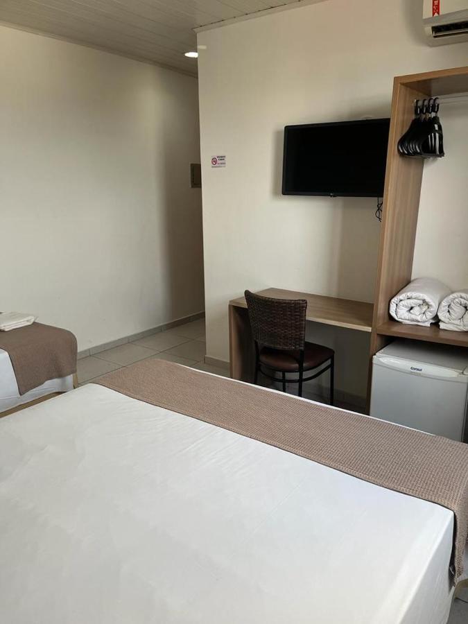 Larison Economy Hotel Pôrto Velho Екстериор снимка
