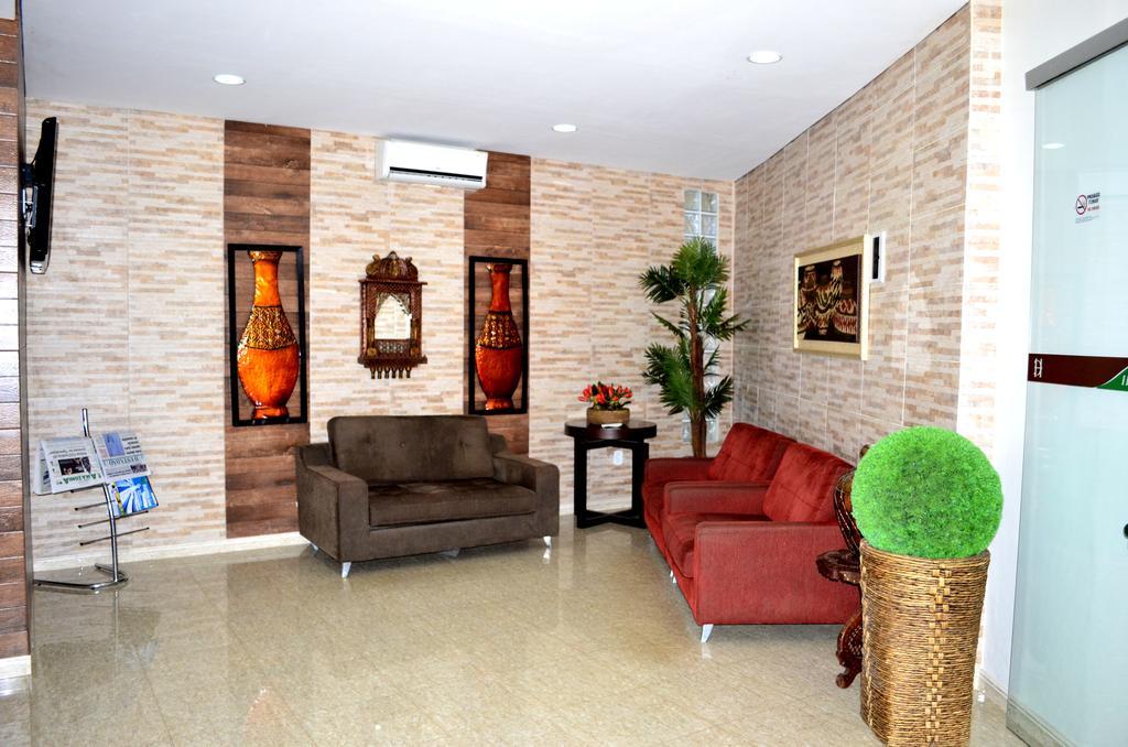 Larison Economy Hotel Pôrto Velho Екстериор снимка