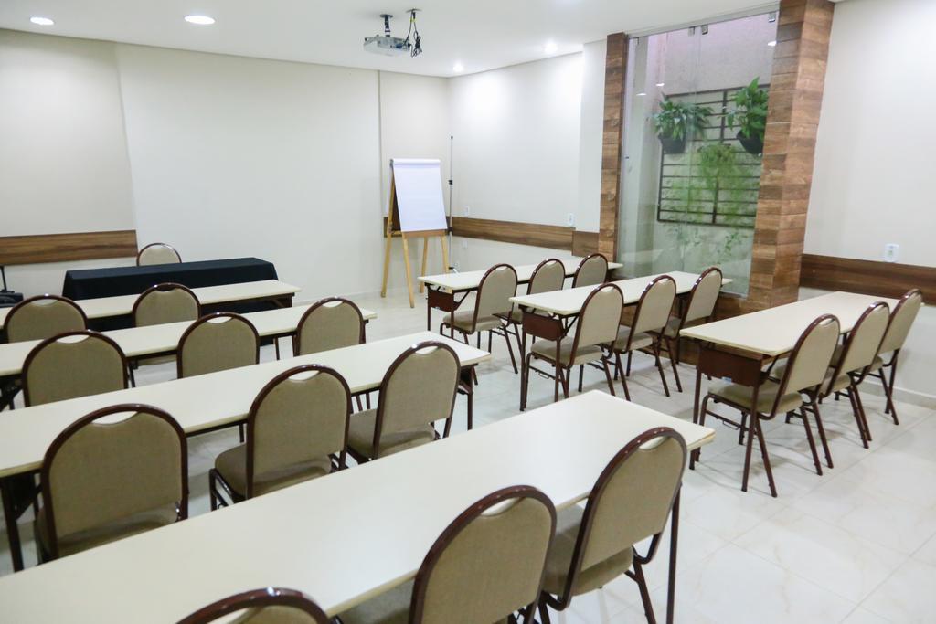 Larison Economy Hotel Pôrto Velho Екстериор снимка