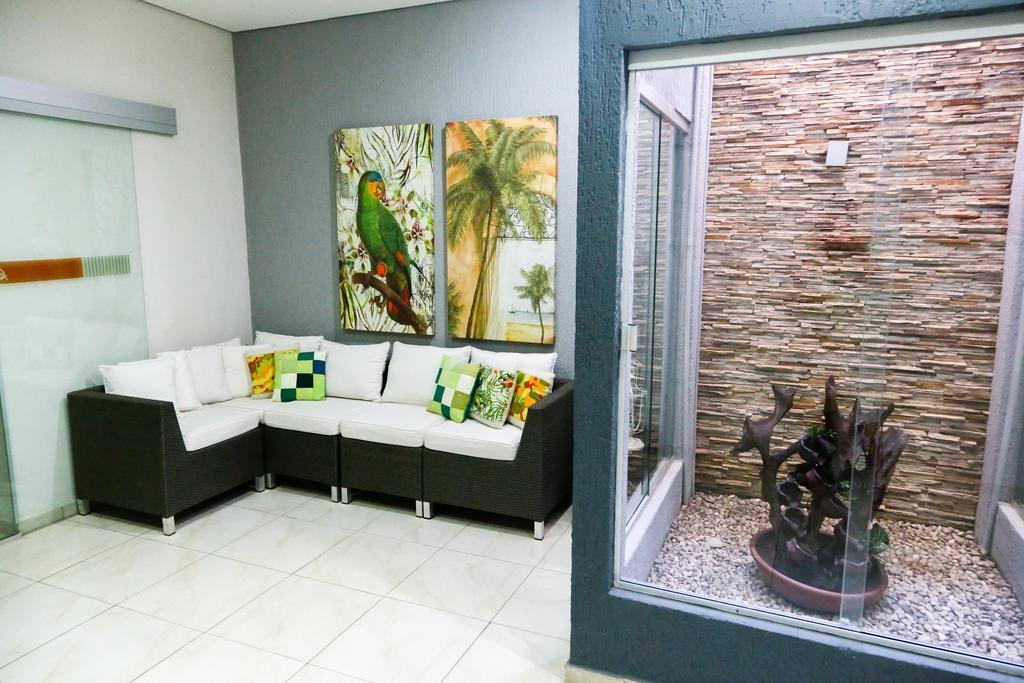 Larison Economy Hotel Pôrto Velho Екстериор снимка