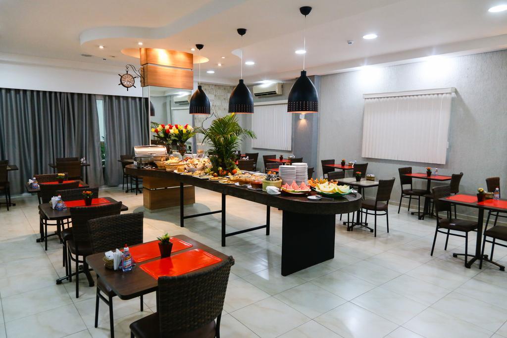 Larison Economy Hotel Pôrto Velho Екстериор снимка